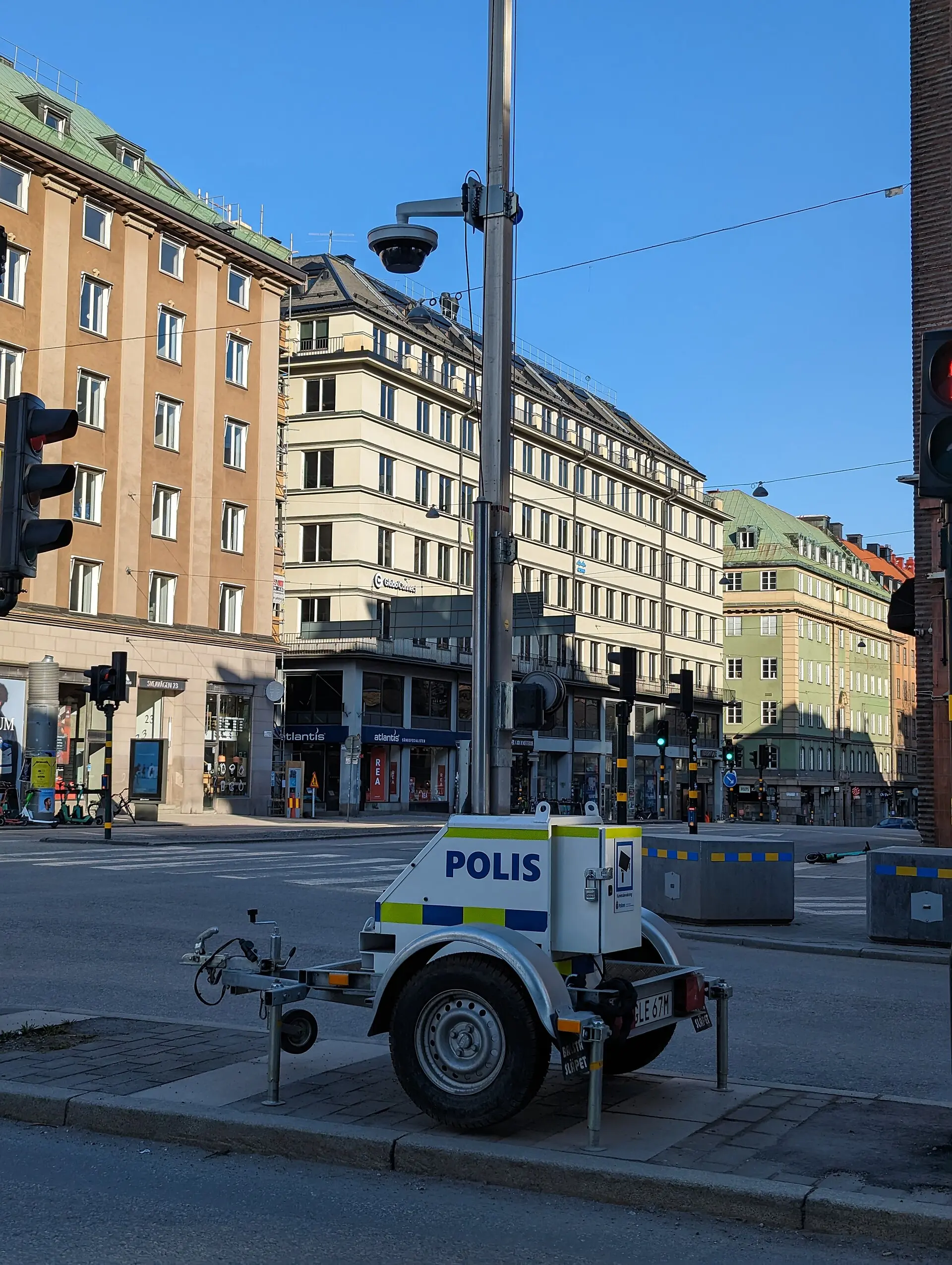 Poliisioperaatio Kuninkaanlinnalla: tapahtumat ja taustat
