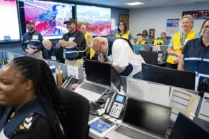 Kuvituskuva: Elon Musk määräsi Starlink-yhteyksien hidastamisen Ukrainassa