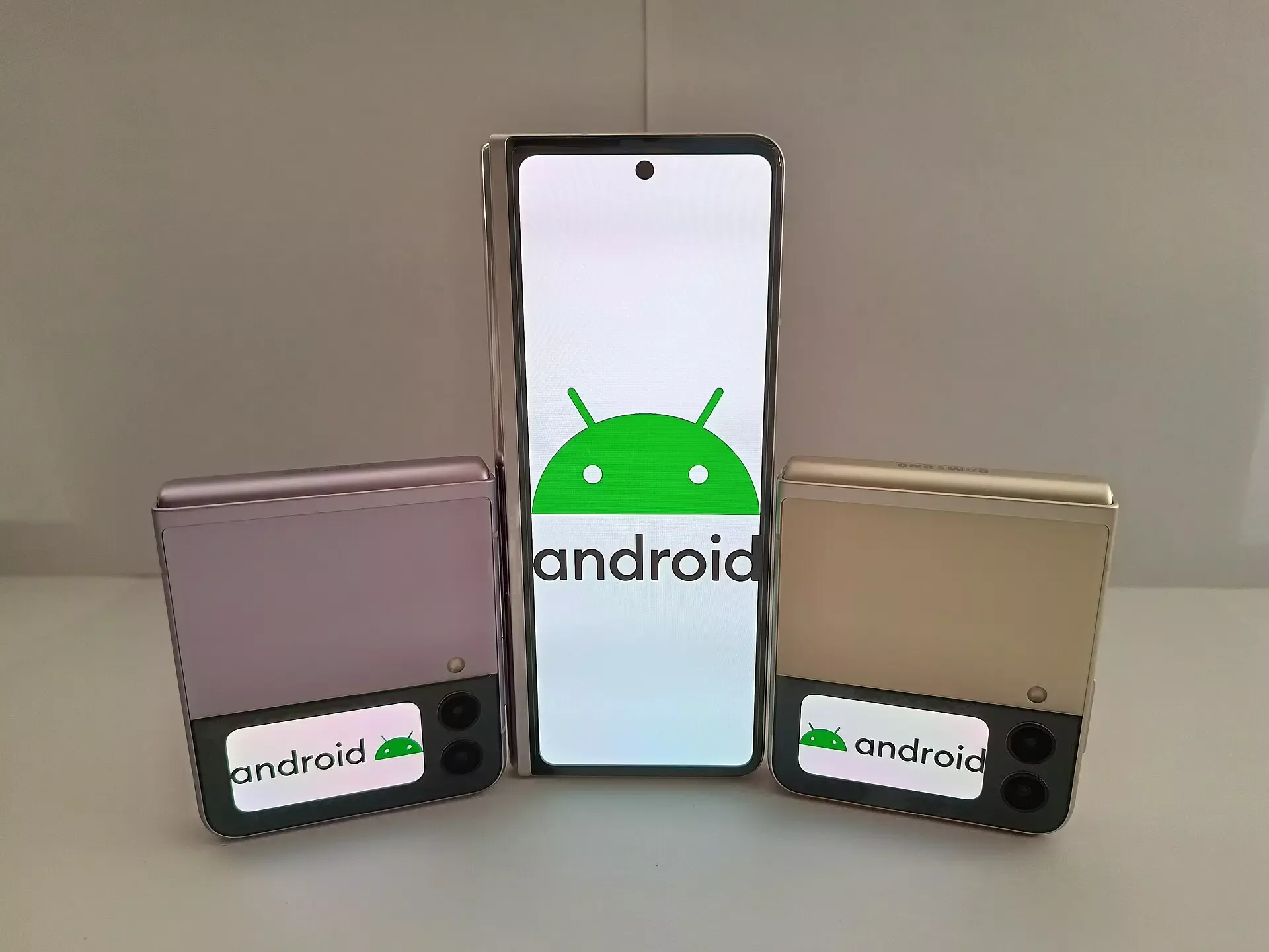 Android Foldable Phones