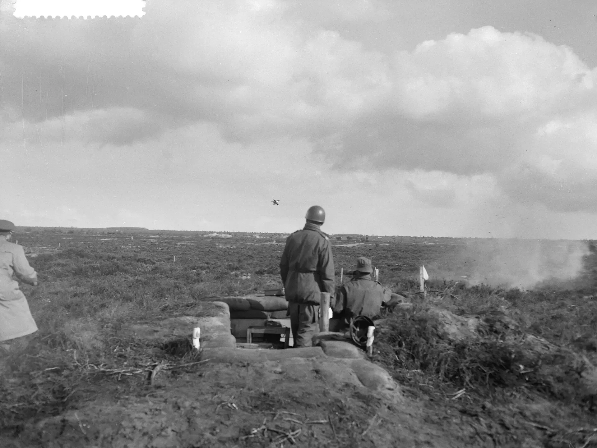 Oefening met Cobra anti-tankraket, Bestanddeelnr 912-2492